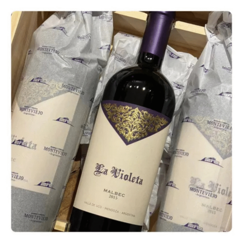 LA VIOLETA. Malbec 2015, Estuche x 3 - Imagen 2